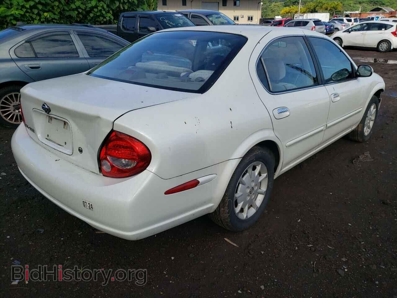 2000 NISSAN MAXIMA - VIN: JN1CA31D3YT730821 - Photo 3
