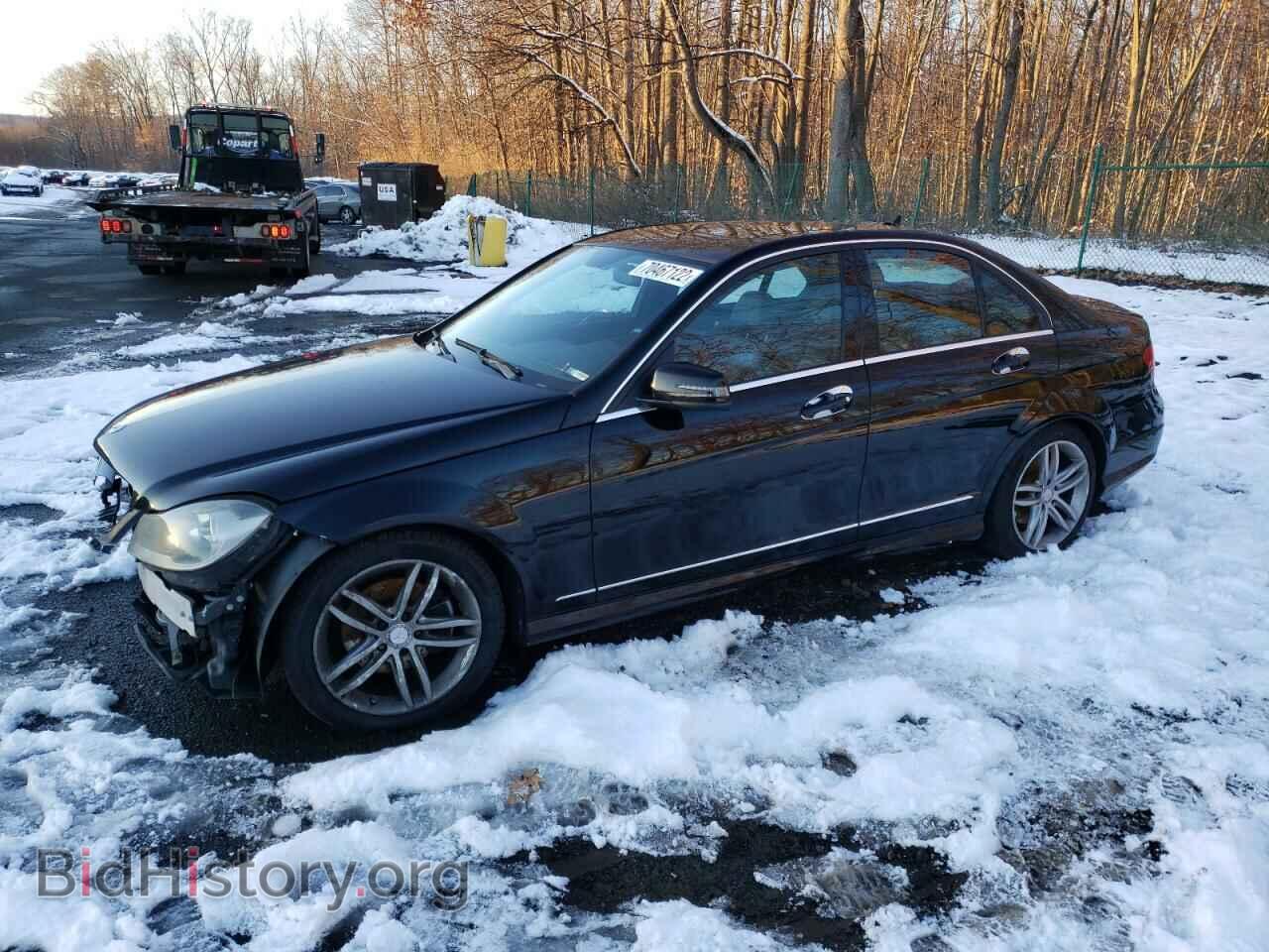 Photo WDDGF8BB0CR232601 - MERCEDES-BENZ C-CLASS 2012