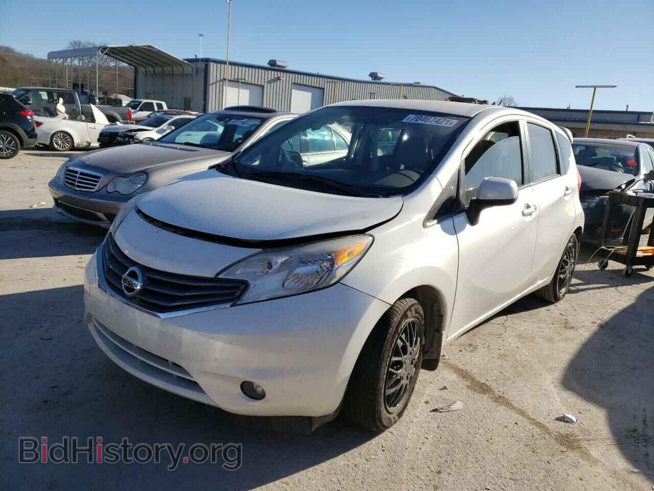 2014 NISSAN VERSA - VIN: 3N1CE2CP2EL422853 - Фото 2