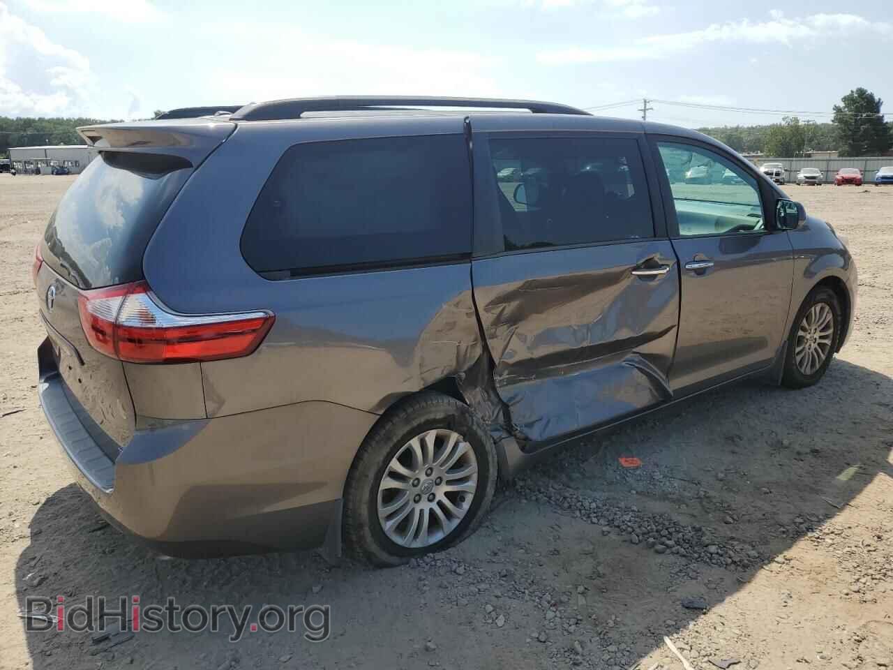 2017 TOYOTA All Models - VIN: 5TDYZ3DC5HS888719 - Фото 3