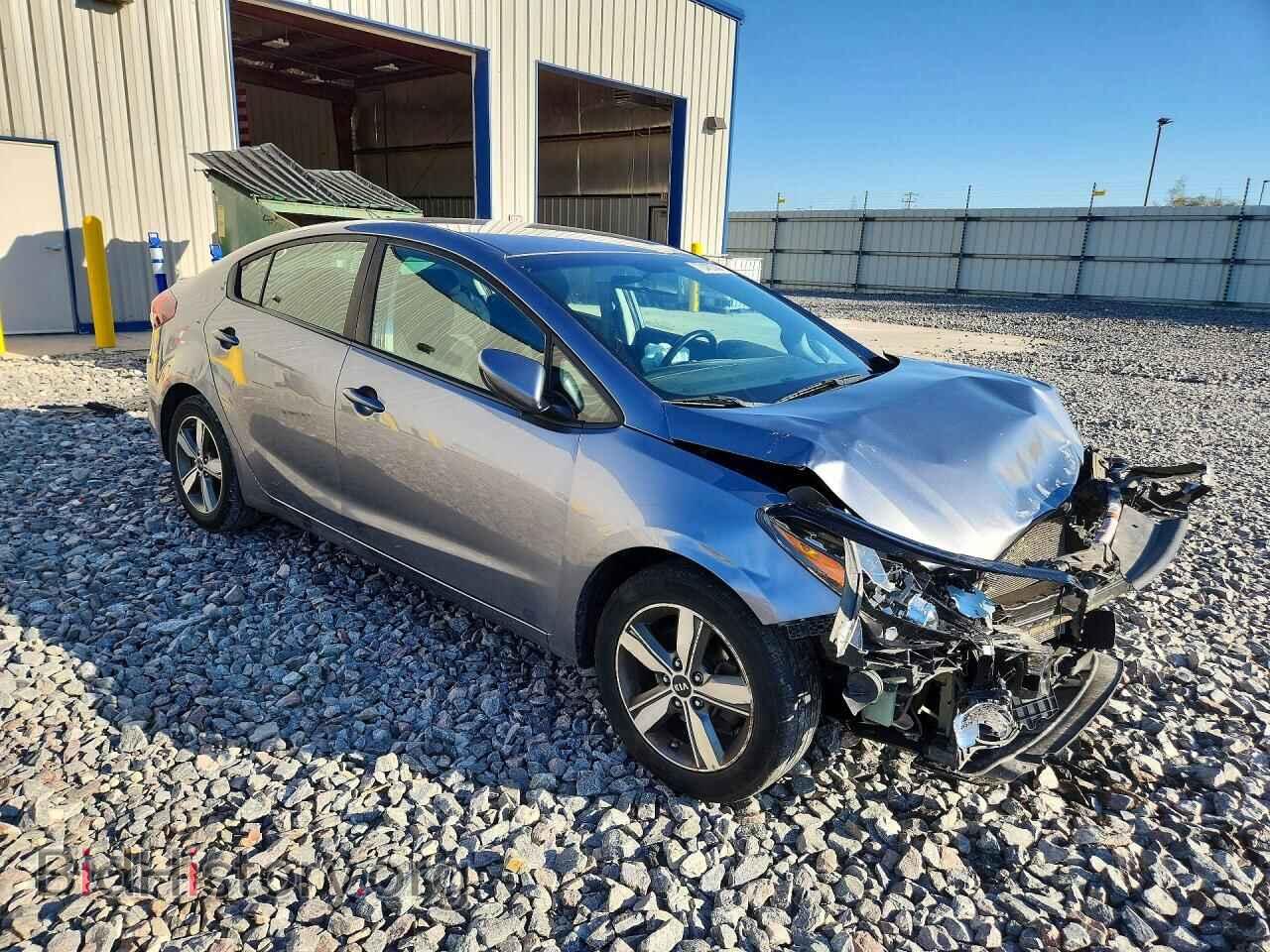 2018 KIA FORTE - VIN: 3KPFL4A71JE164113 - Photo 4