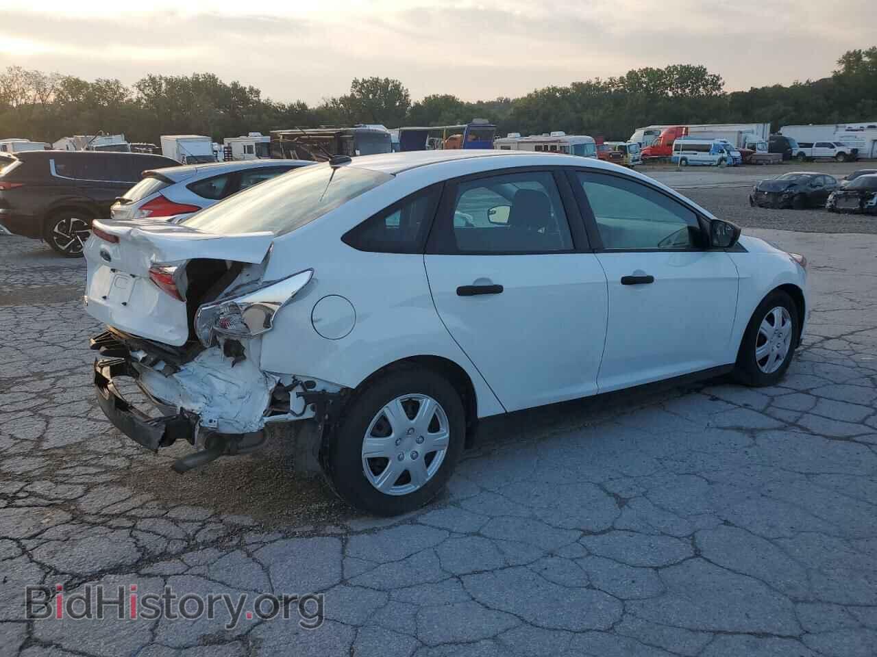 2018 FORD FOCUS - VIN: 1FADP3E22JL303084 - Фото 3