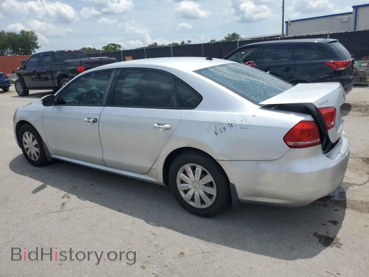 2013 VOLKSWAGEN PASSAT - VIN: 1VWAH7A35DC147799 - Фото 2