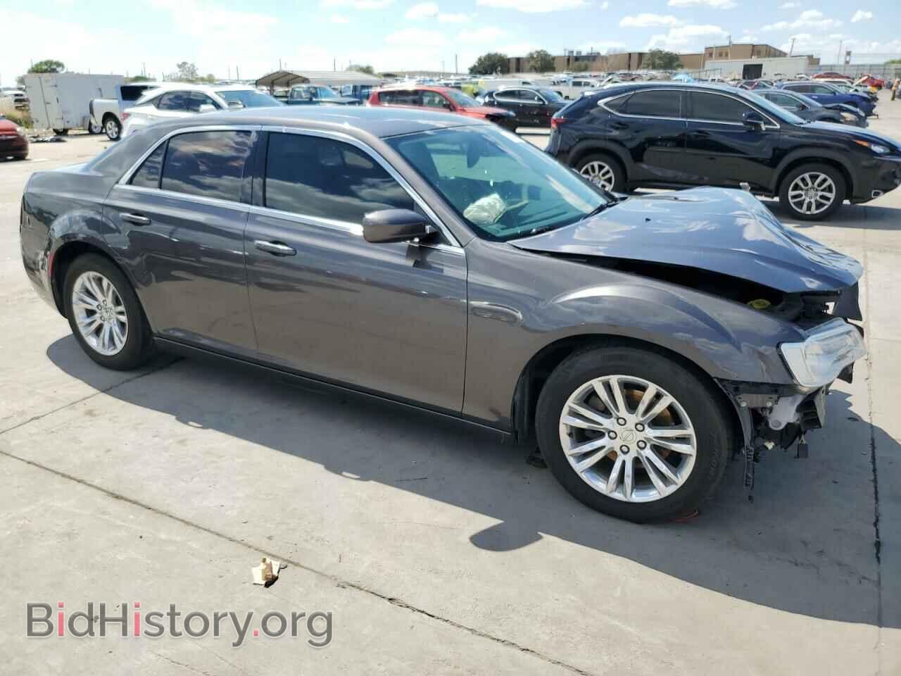 2017 CHRYSLER 300 - VIN: 2C3CCAAG5HH552966 - Фото 4
