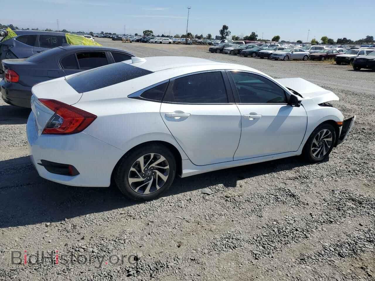 2017 HONDA CIVIC - VIN: 19XFC2F73HE211651 - Фото 3