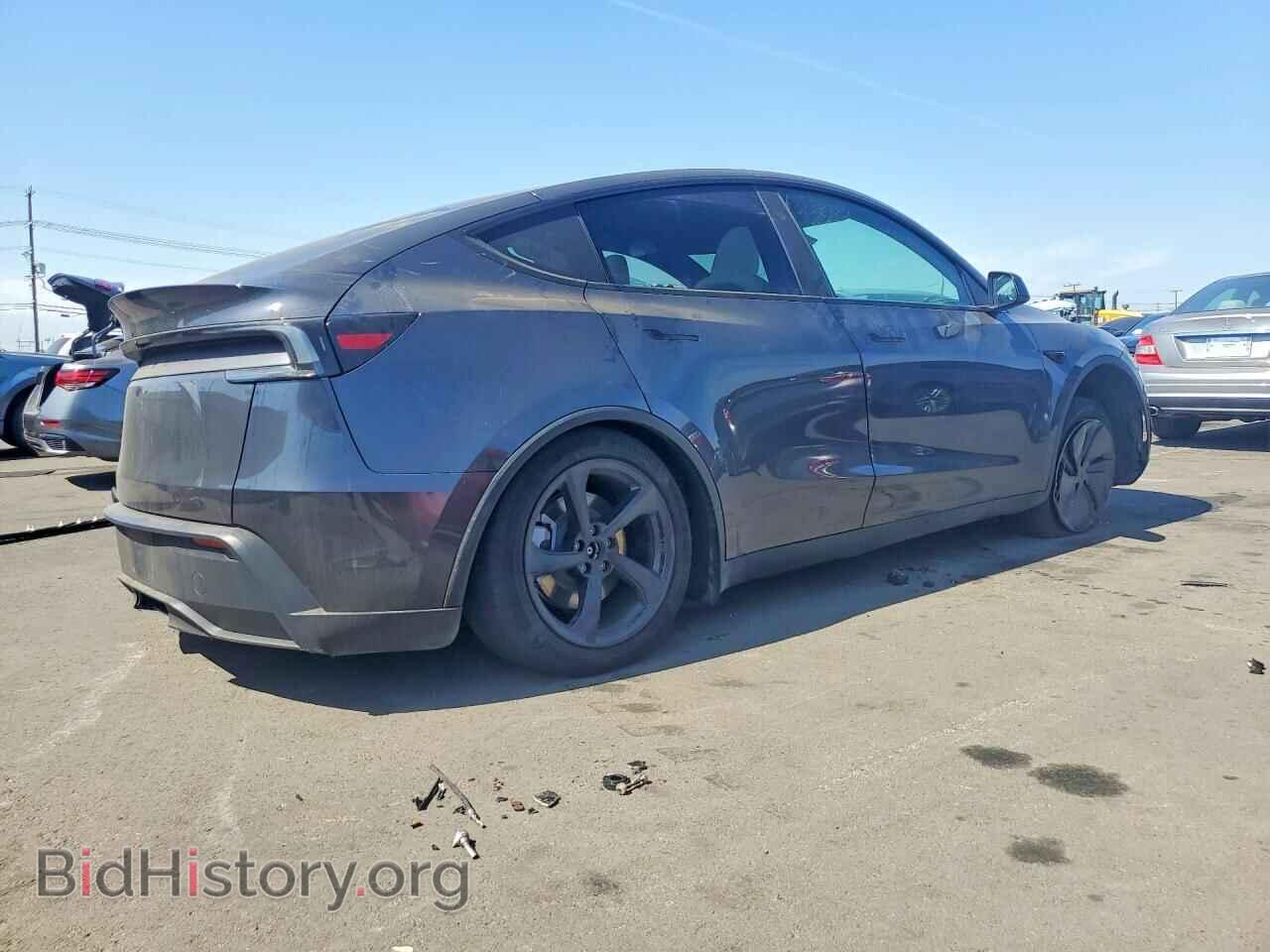 2026 TESLA MODEL Y - VIN: 7SAYGDED1TF647355 - Photo 3