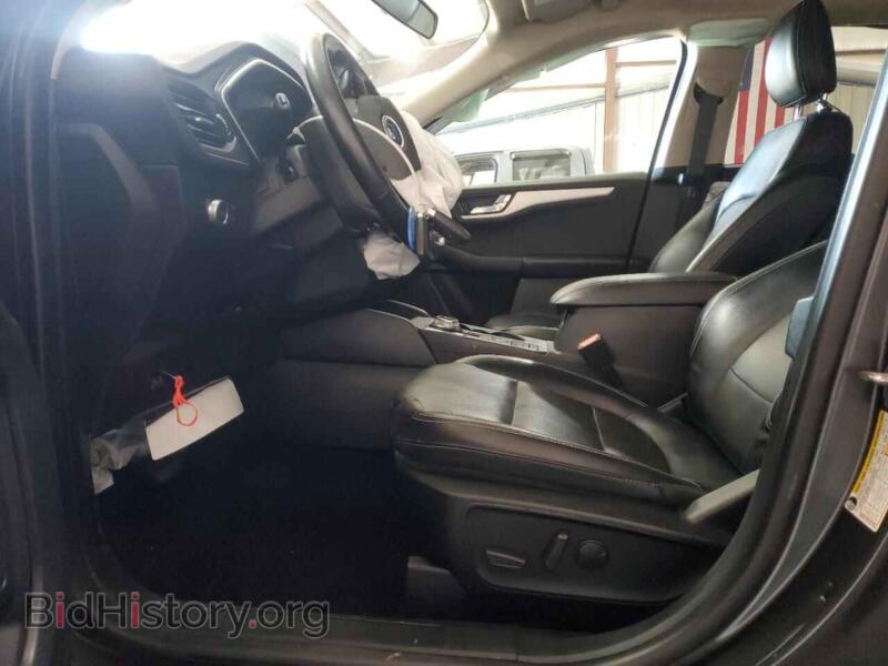 2020 Ford ESCAPE (VIN 1FMCU9H90LUA39933) — photo 7 of 16