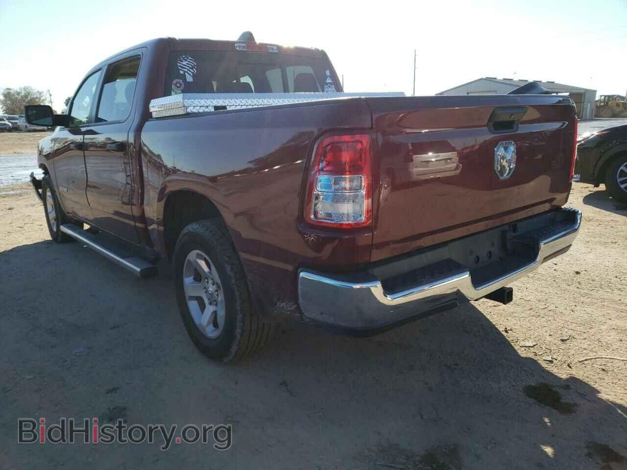 2019 RAM 1500 - VIN: 1C6RREGT2KN614734 - Фото 3