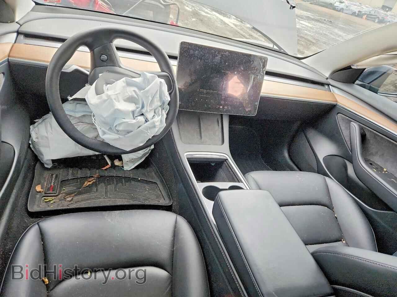 2023 Tesla MODEL 3 (VIN 5YJ3E1EC9PF618064) — фото 8 из 12