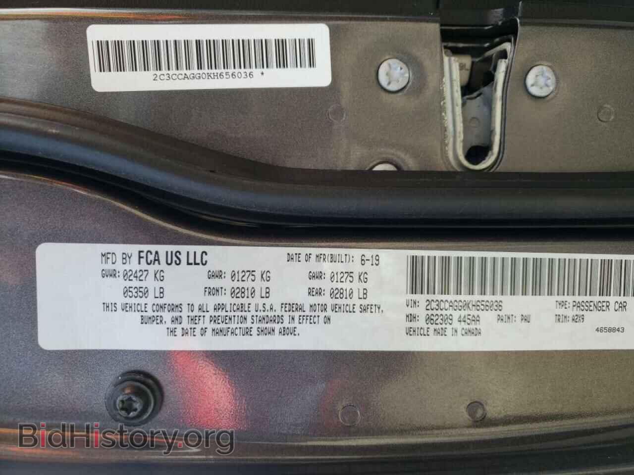 2019 CHRYSLER 300 - VIN: 2C3CCAGG0KH656036 - Фото 10