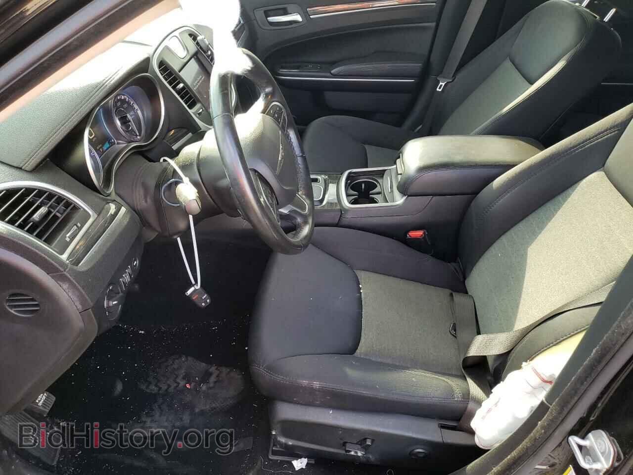 2019 CHRYSLER 300 - VIN: 2C3CCAAG2KH738794 - Фото 7