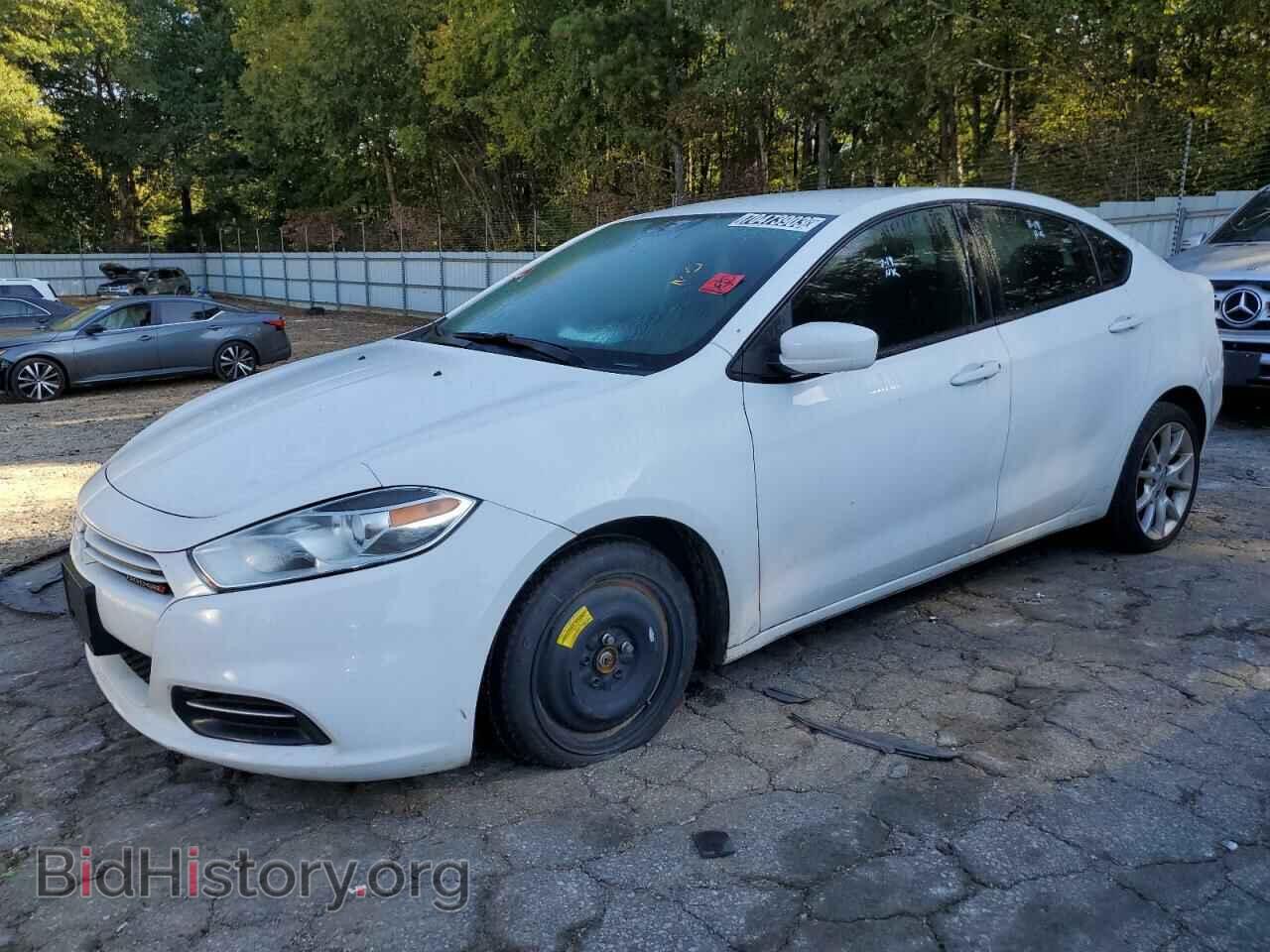 Photo 1C3CDFBA2DD152620 - DODGE DART 2013