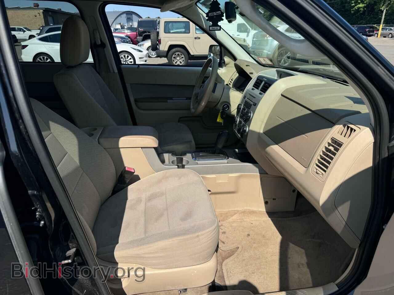 2010 FORD ESCAPE - VIN: 1FMCU9D73AKC31182 - Photo 5