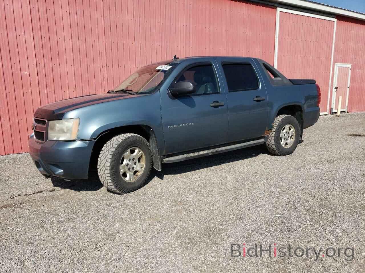 Photo 3GNVKEE02AG241973 - CHEVROLET AVALANCHE 2010