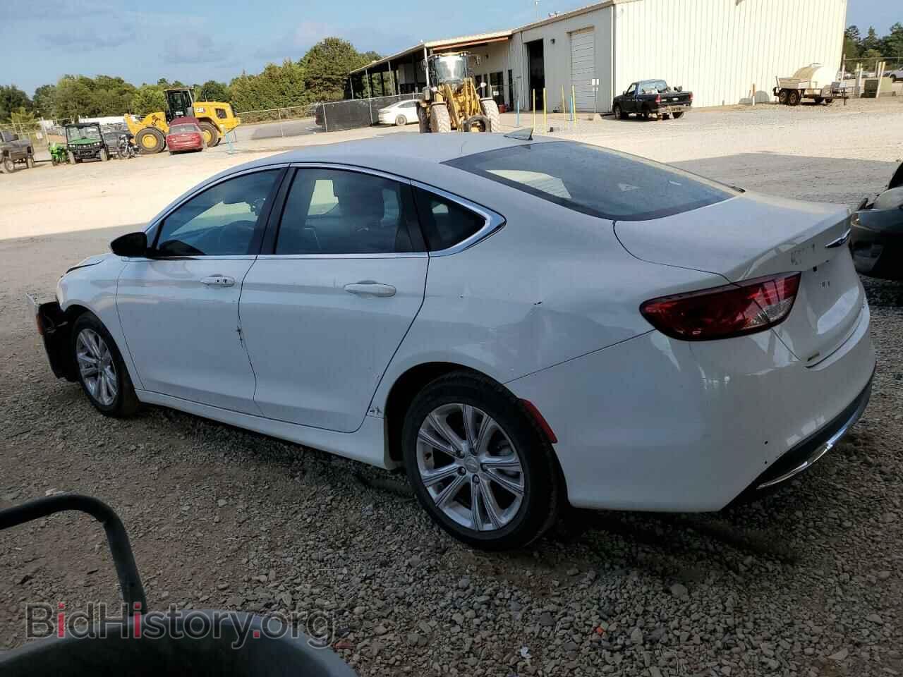 2015 CHRYSLER 200 - VIN: 1C3CCCAB1FN620927 - Фото 2