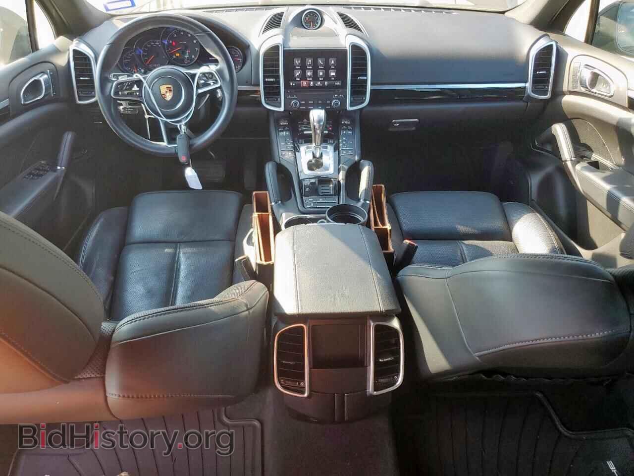 2017 PORSCHE CAYENNE - VIN: WP1AA2A20HKA83151 - Фото 8