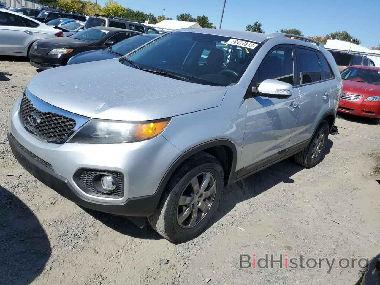 Photo 5XYKT3A15BG135366 - KIA SORENTO 2011