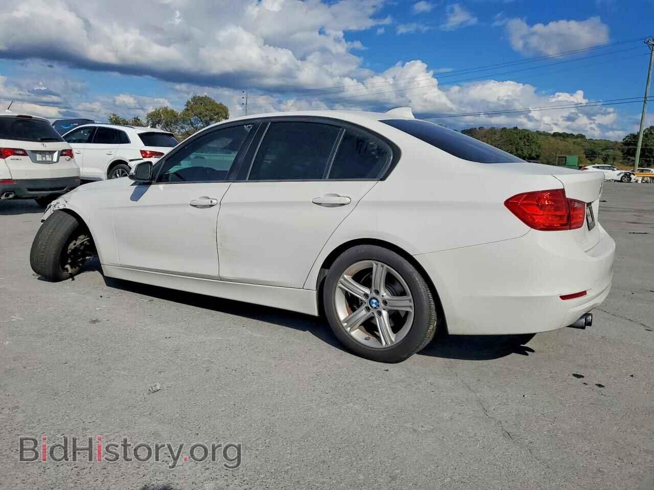 2013 BMW 3 SERIES - VIN: WBA3A5G59DNP19911 - Фото 2