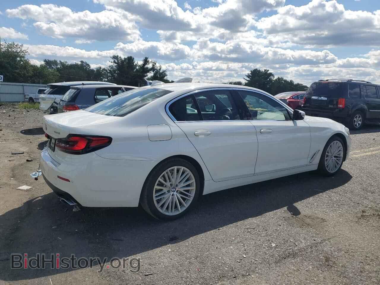 2021 BMW 5 SERIES - VIN: WBA13BJ09MCF80939 - Фото 3