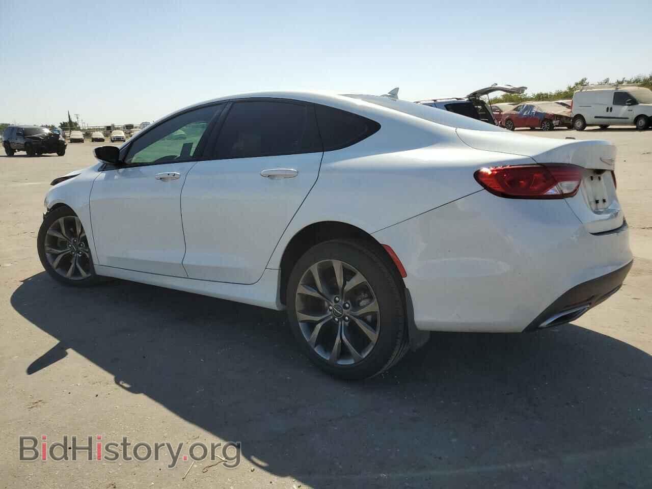 2015 CHRYSLER 200 - VIN: 1C3CCCBG3FN573040 - Фото 2