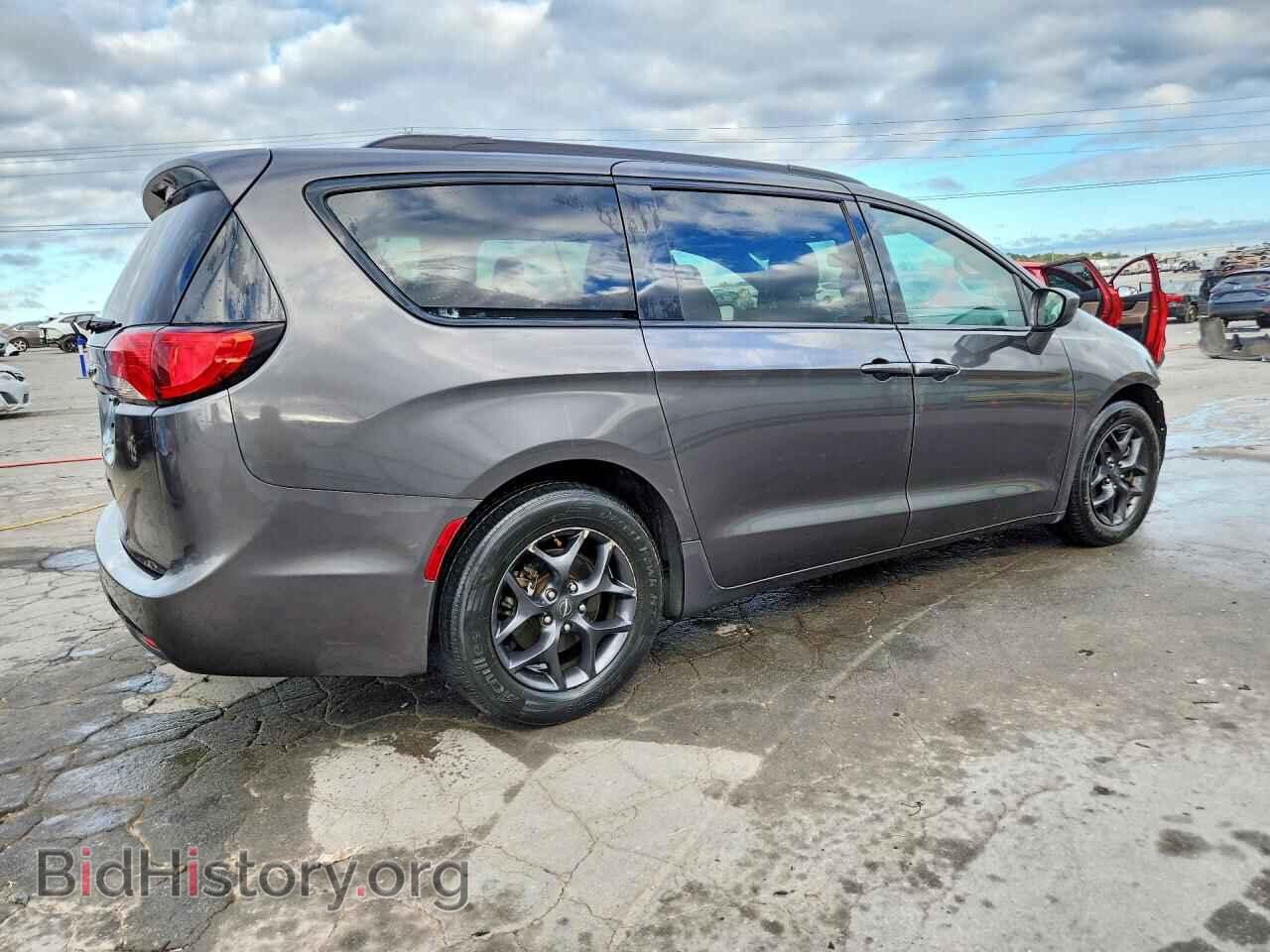 2019 CHRYSLER PACIFICA - VIN: 2C4RC1BG9KR644068 - Фото 3