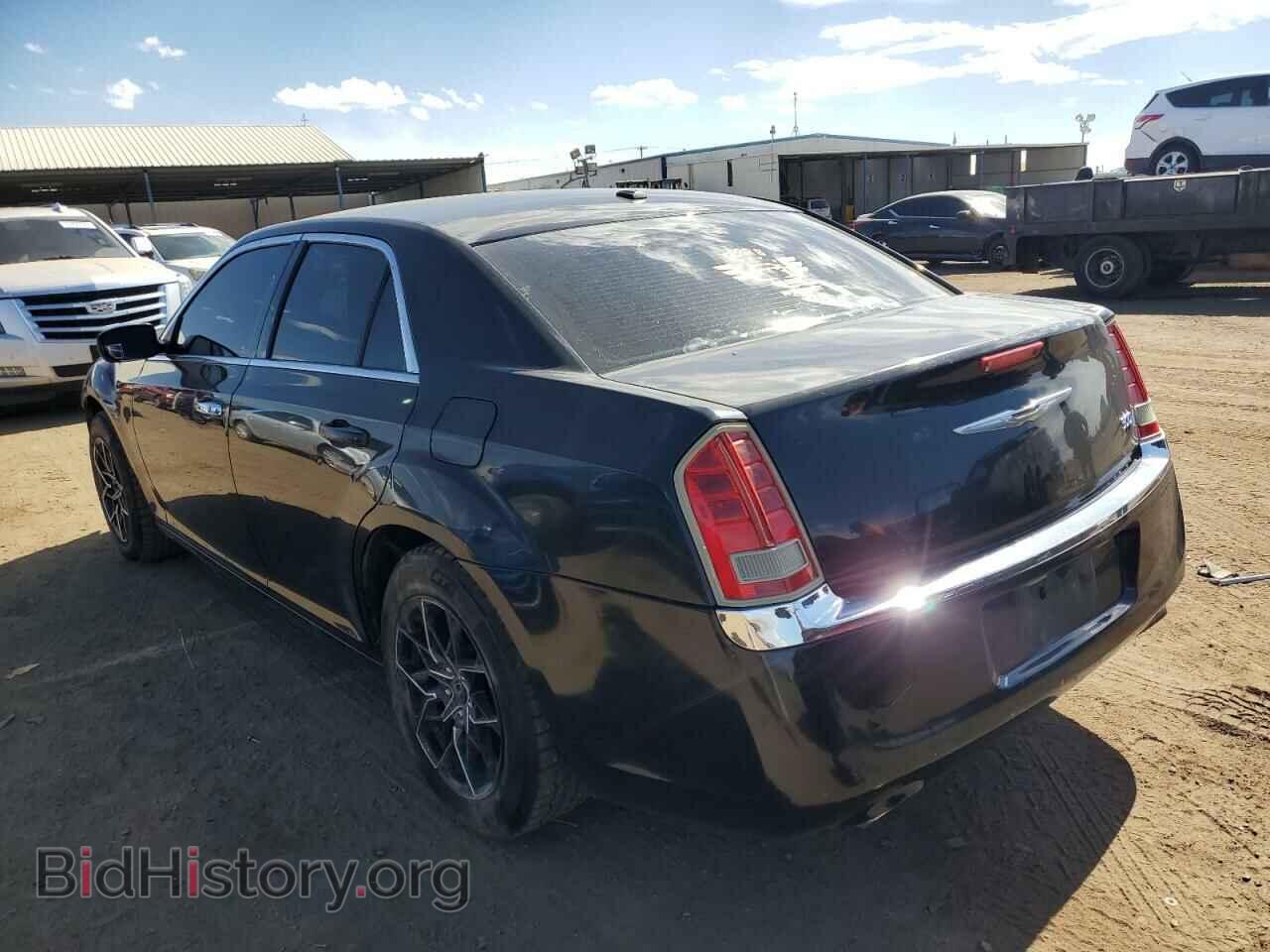 2012 CHRYSLER 300 - VIN: 2C3CCACG1CH182220 - Фото 2