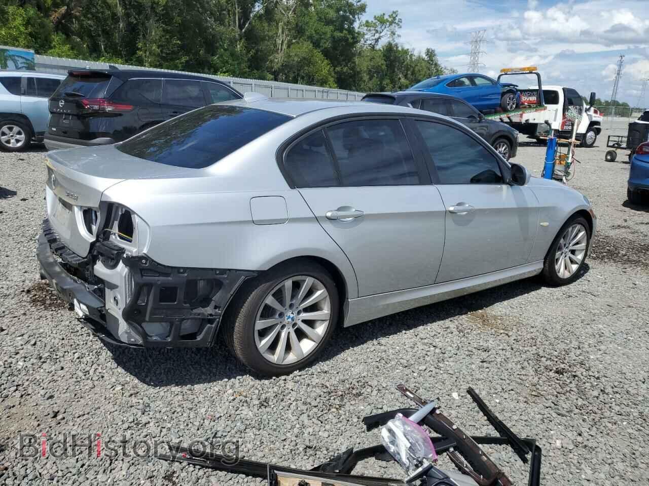 2011 BMW 3 SERIES - VIN: WBAPH7C58BE674584 - Фото 3