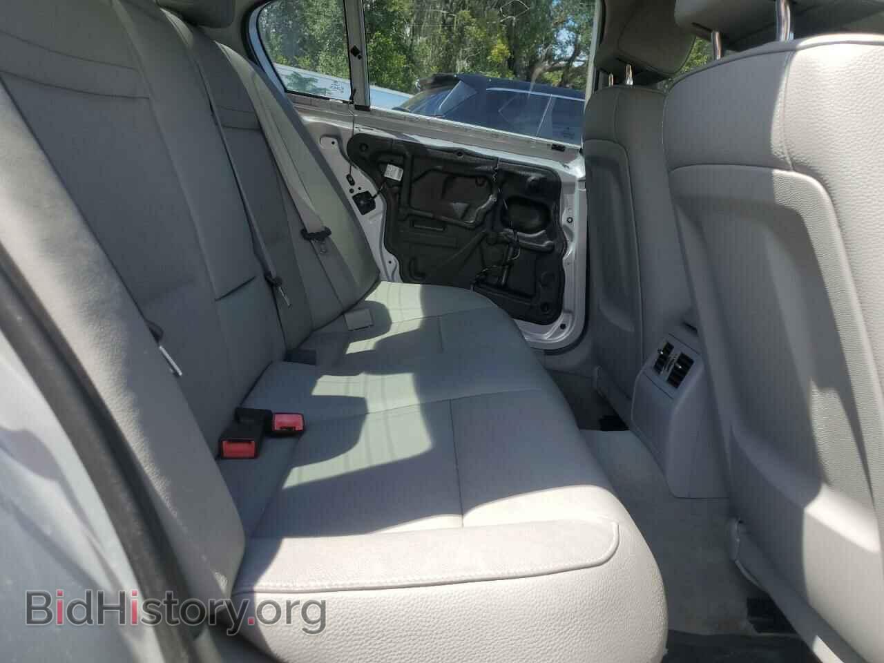 2011 BMW 3 SERIES - VIN: WBAPH7C58BE674584 - Фото 10