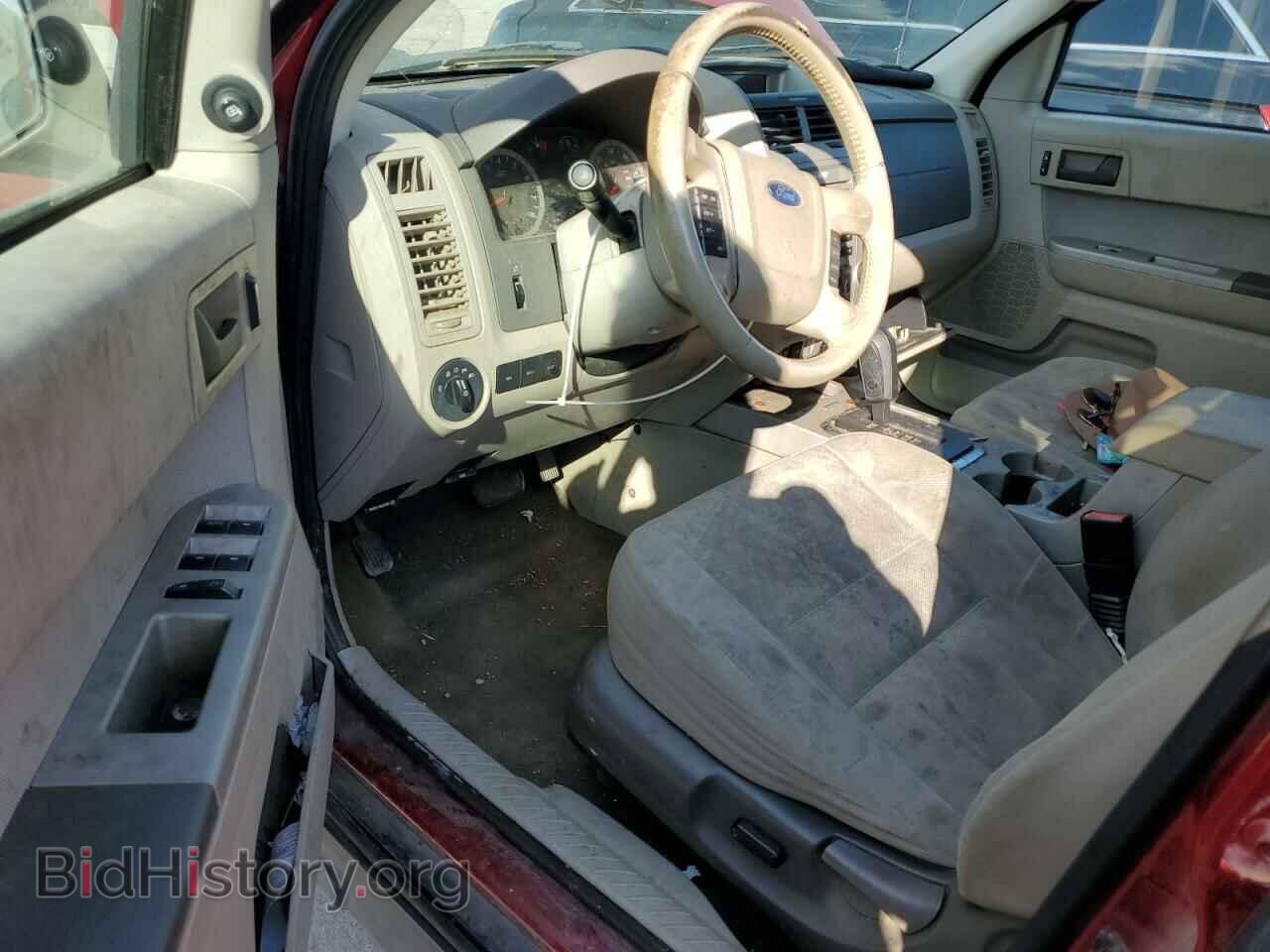 2011 FORD ESCAPE - VIN: 1FMCU9DG1BKA76147 - Фото 8