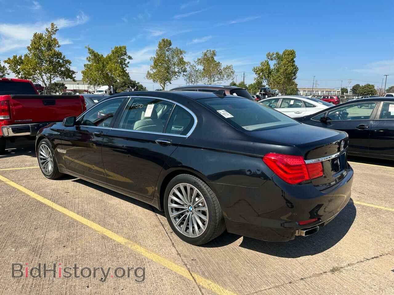 2011 BMW 7 SERIES - VIN: WBAKB4C5XBC575044 - Фото 3
