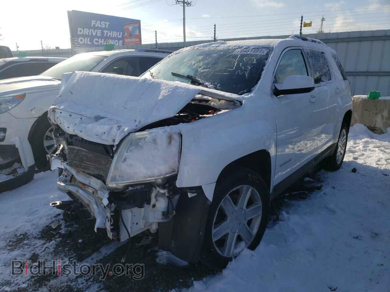 2011 GMC TERRAIN - VIN: 2CTFLUE55B6360408 - Фото 2