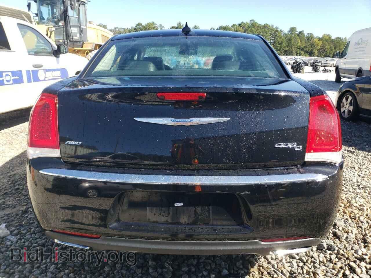 2017 CHRYSLER 300 - VIN: 2C3CCAKG2HH566810 - Фото 6