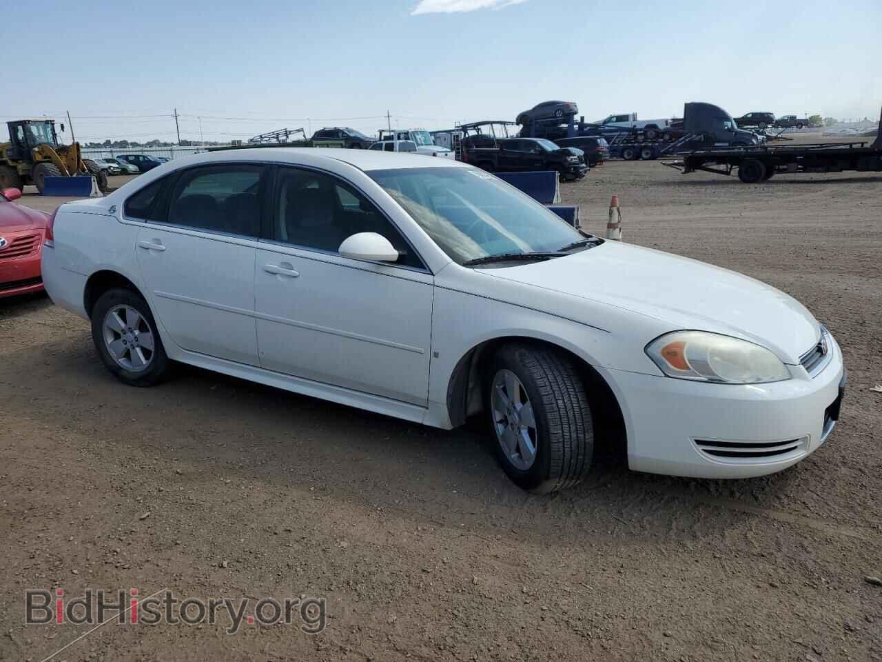 2009 CHEVROLET IMPALA - VIN: 2G1WT57K991109427 - Фото 4