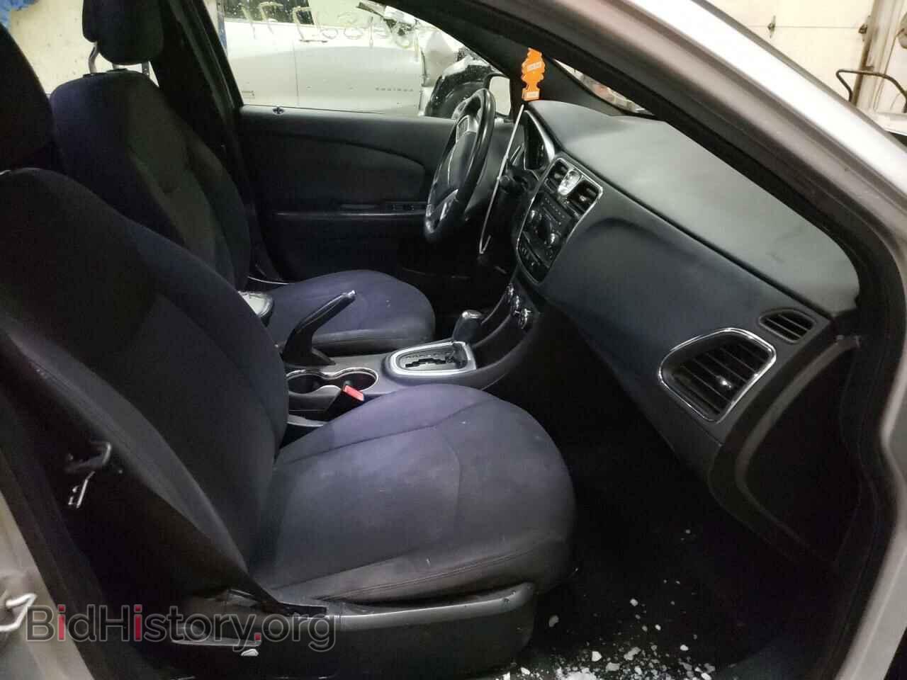 2012 CHRYSLER 200 - VIN: 1C3CCBBB8CN249107 - Фото 5
