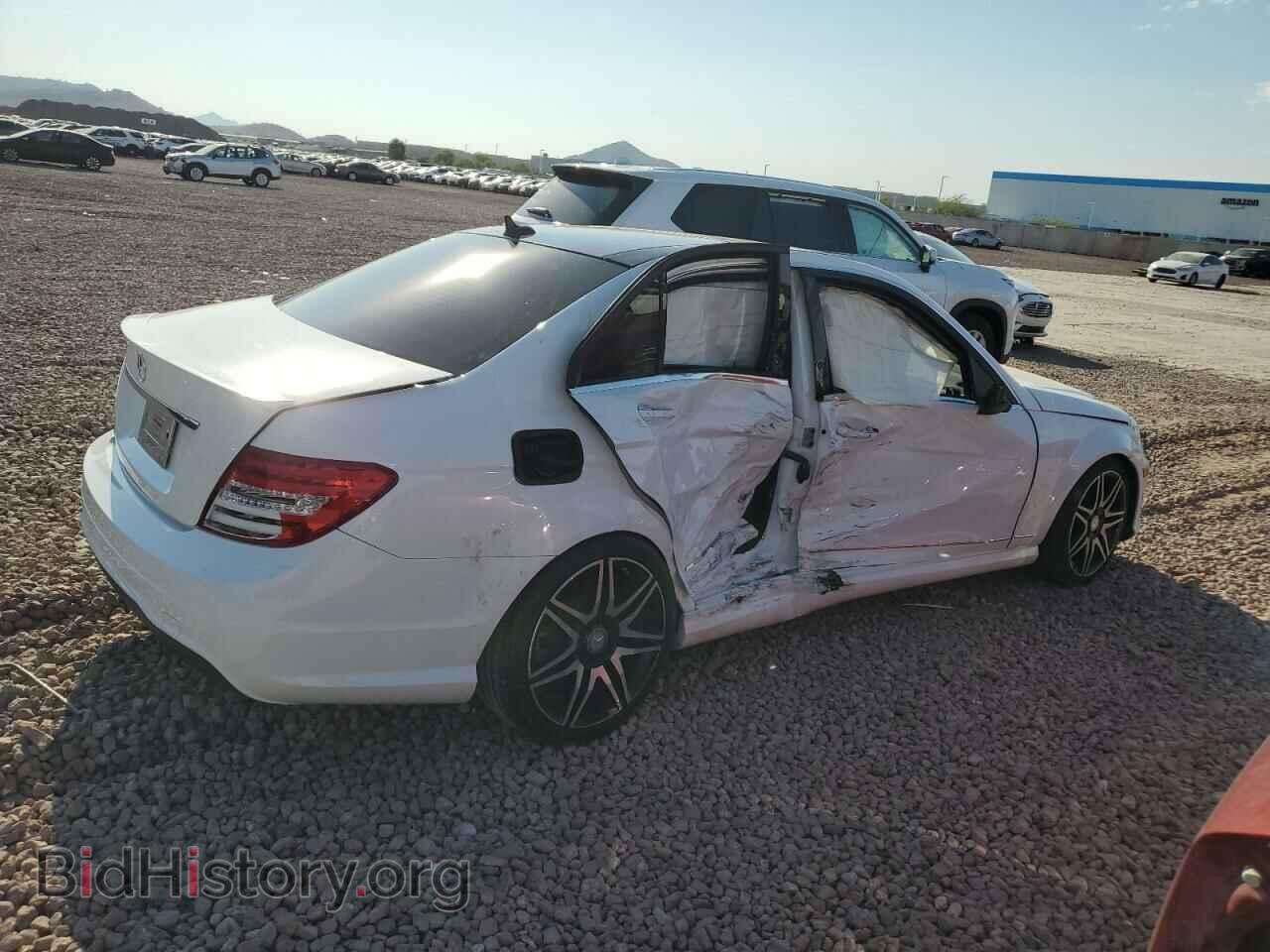 2014 MERCEDES-BENZ C-CLASS - VIN: WDDGF4HB0EA954426 - Фото 3