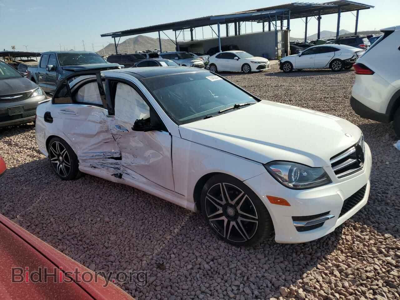2014 MERCEDES-BENZ C-CLASS - VIN: WDDGF4HB0EA954426 - Фото 4
