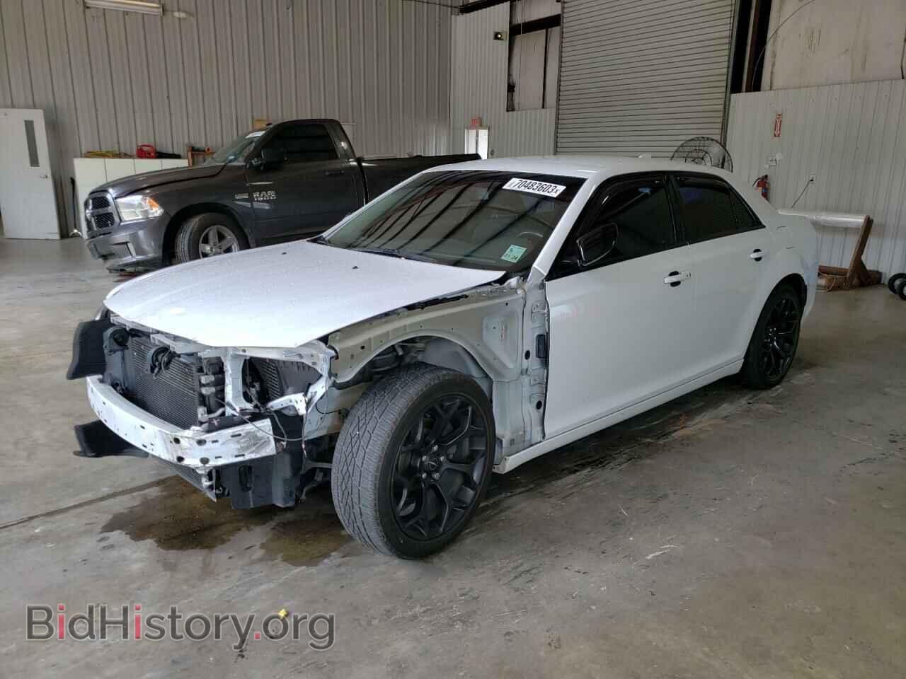 Photo 2C3CCAAG2KH589884 - CHRYSLER 300 2019