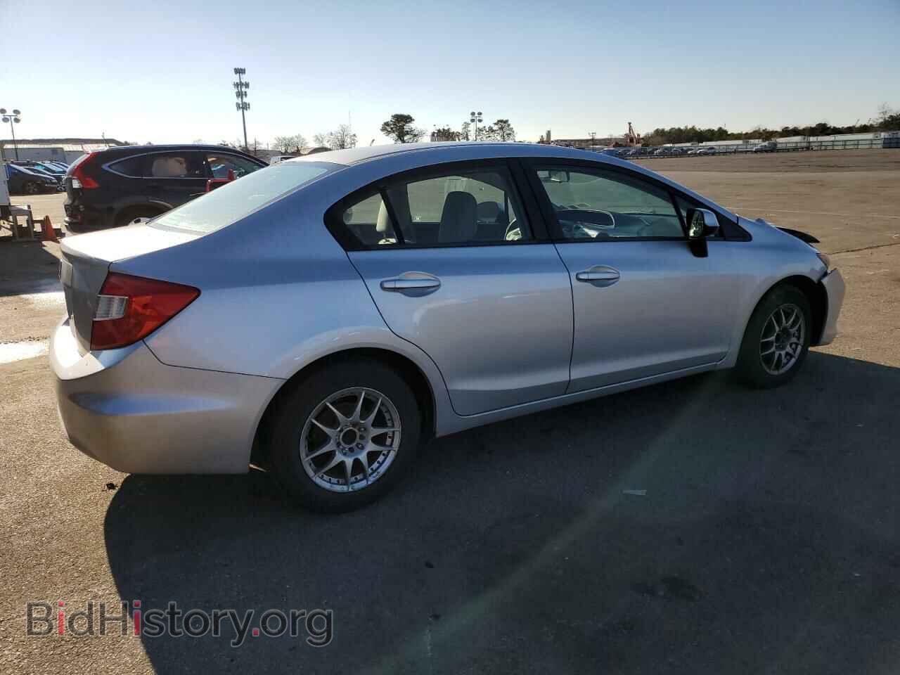 2012 HONDA CIVIC - VIN: 2HGFB2F52CH557884 - Фото 3