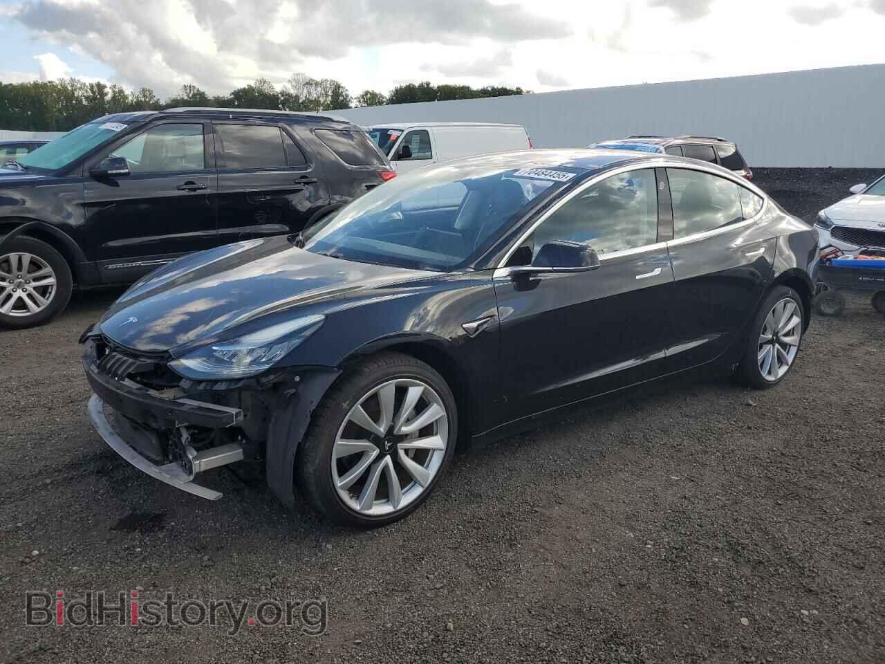 Фотография 5YJ3E1EA1JF070910 - TESLA MODEL 3 2018
