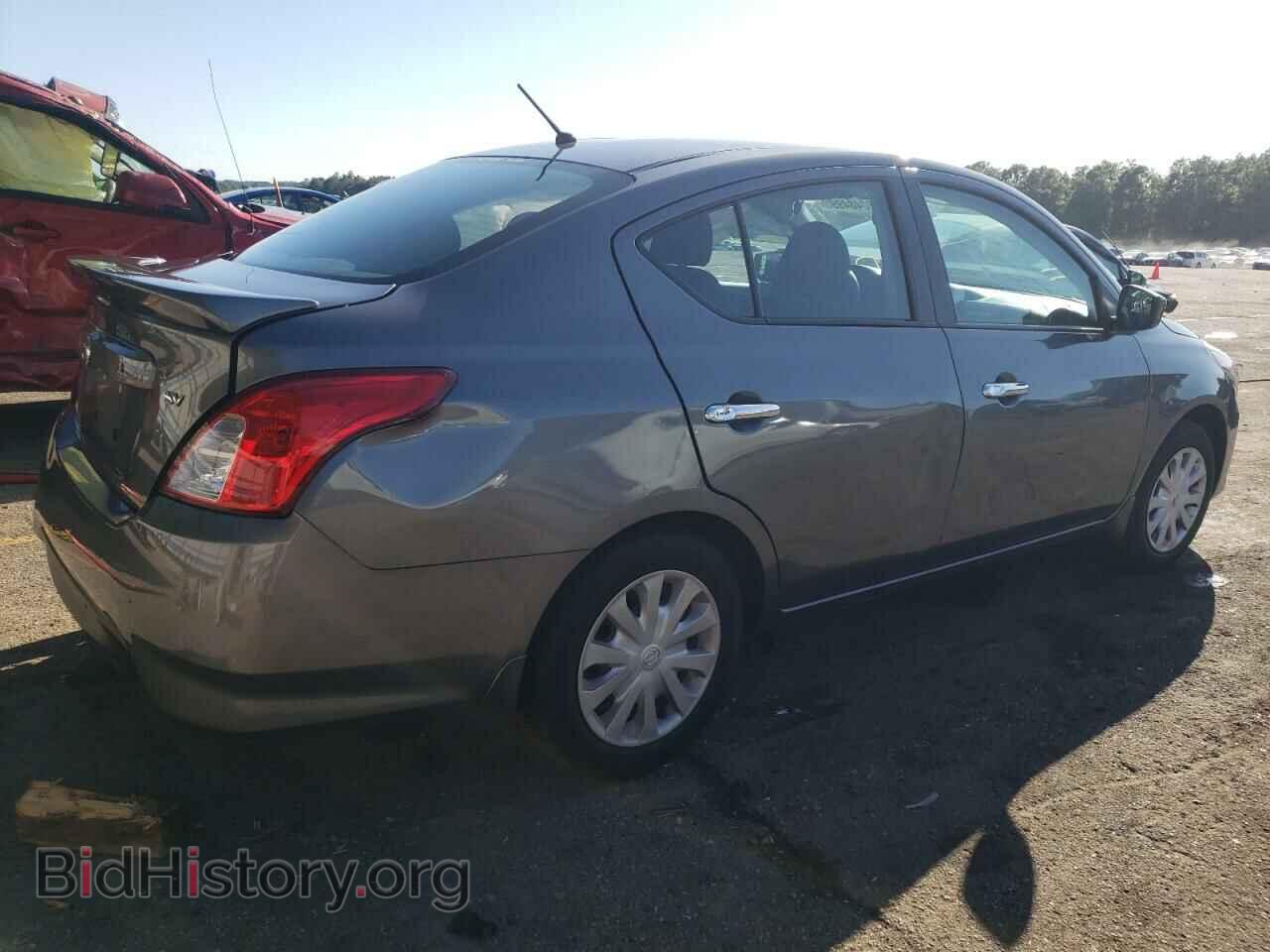 2019 NISSAN VERSA - VIN: 3N1CN7AP3KL818608 - Фото 3