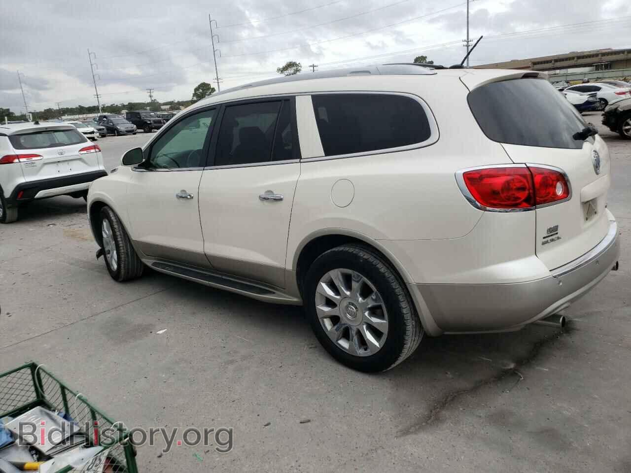 2012 BUICK ENCLAVE - VIN: 5GAKRDEDXCJ272914 - Photo 2