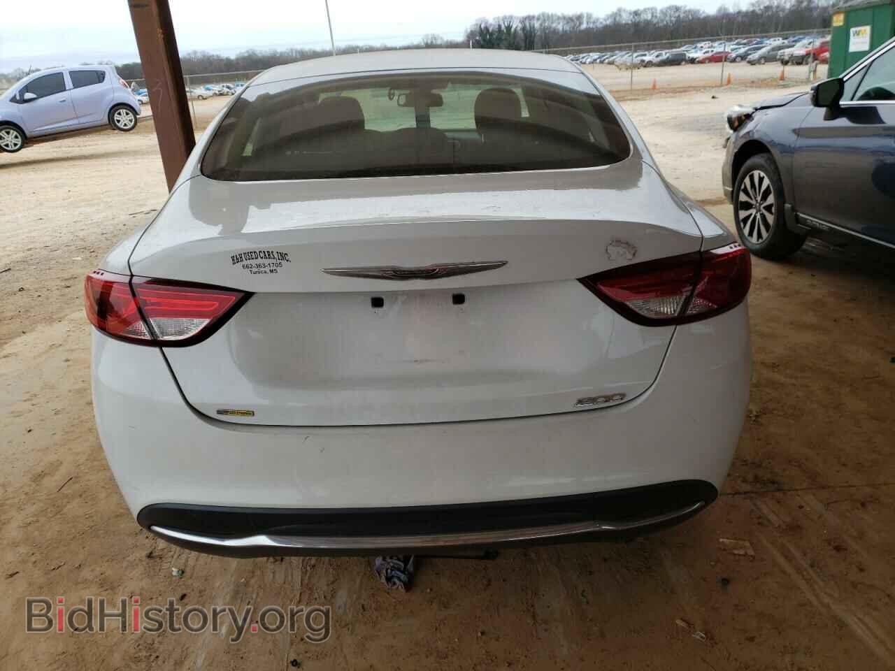 2015 CHRYSLER 200 - VIN: 1C3CCCAB6FN628604 - Фото 6