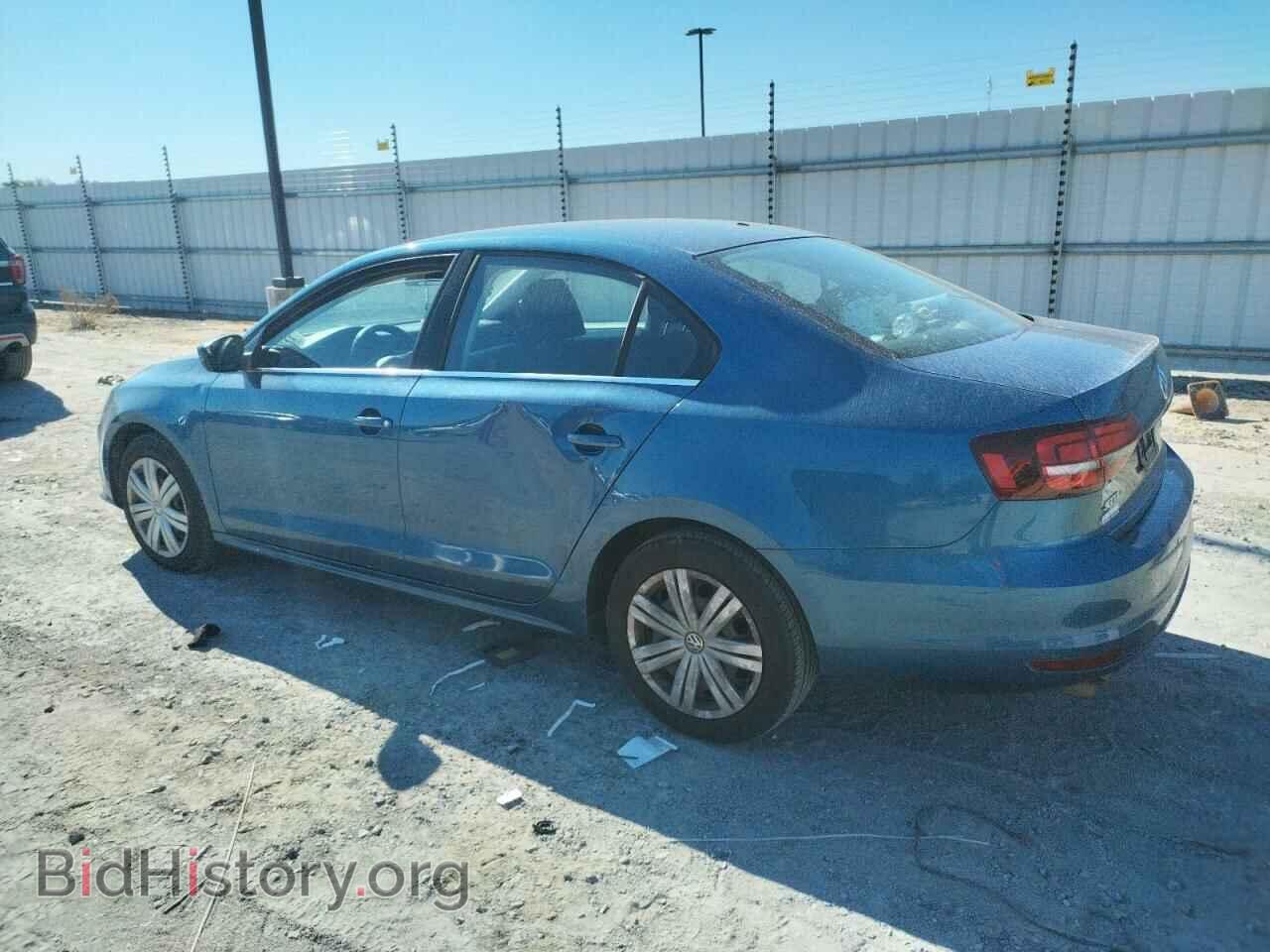 2017 VOLKSWAGEN JETTA - VIN: 3VW2B7AJ3HM261809 - Фото 2