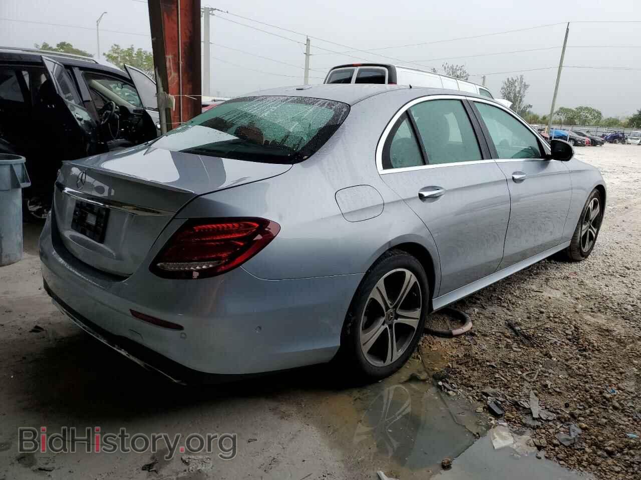 2018 MERCEDES-BENZ E-CLASS - VIN: WDDZF4JB2JA303361 - Фото 3