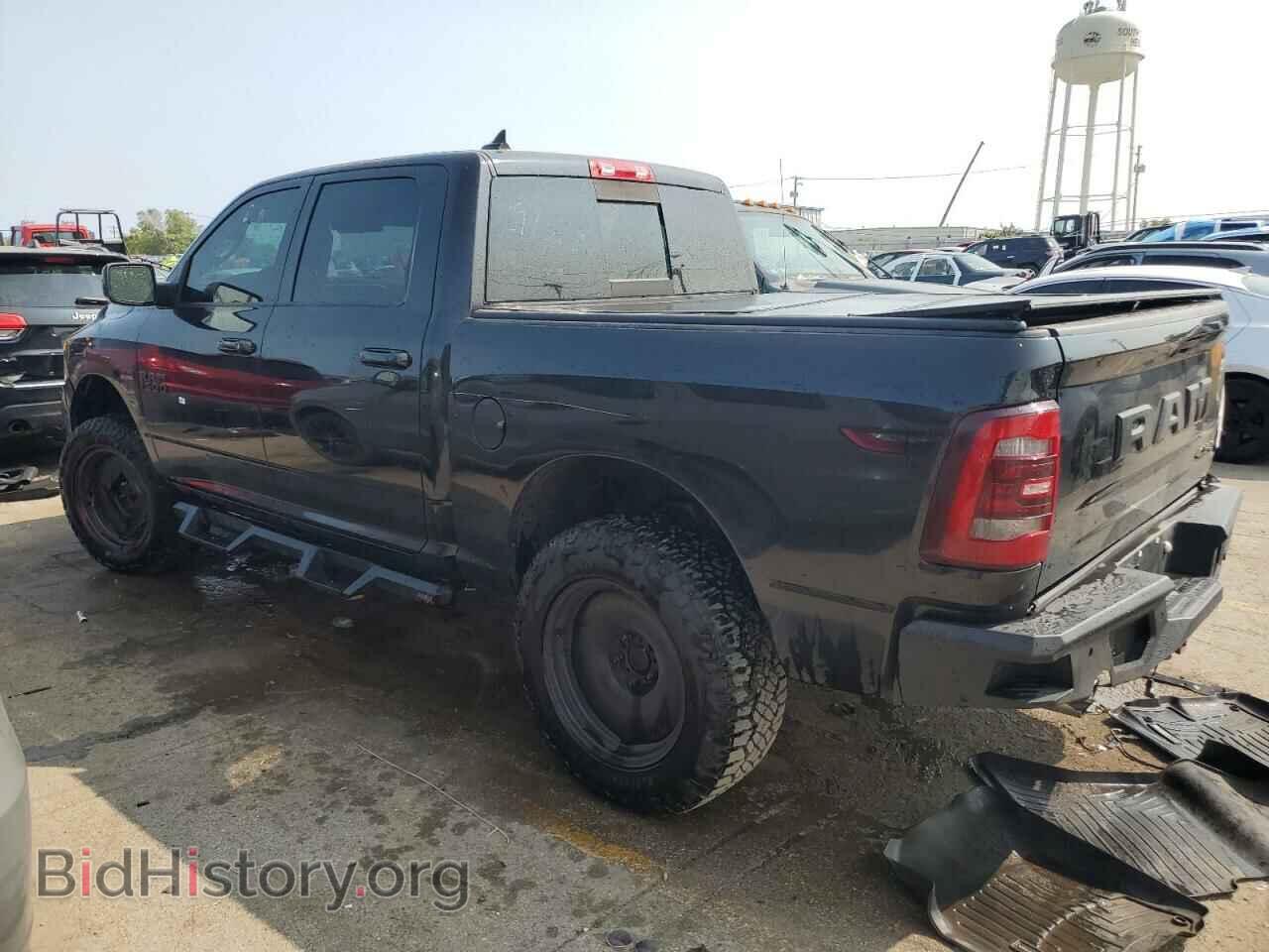 2018 RAM 1500 - VIN: 1C6RR7MT1JS136256 - Фото 2