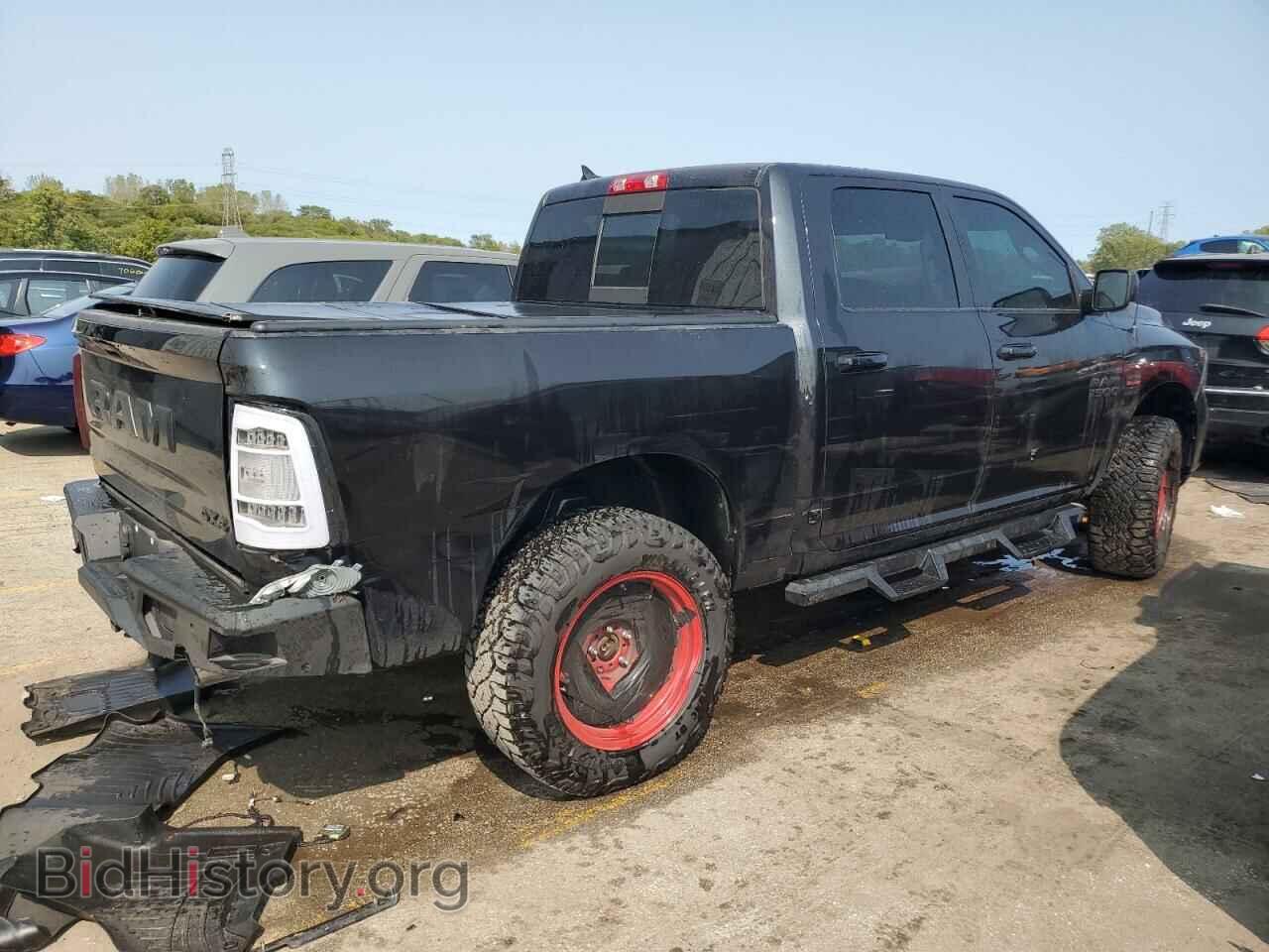 2018 RAM 1500 - VIN: 1C6RR7MT1JS136256 - Фото 3