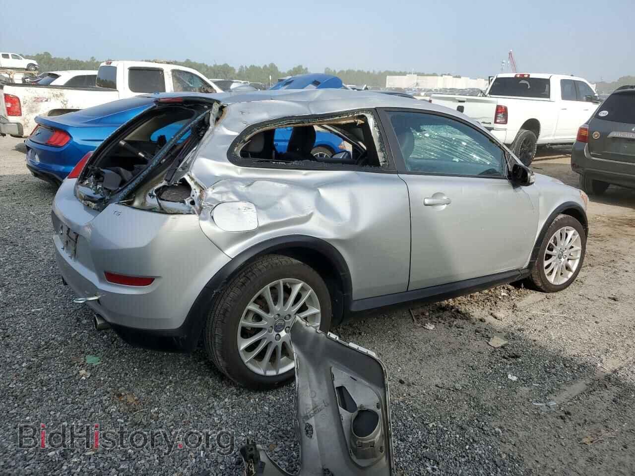 2011 VOLVO C30 - VIN: YV1672MKXB2221152 - Фото 3