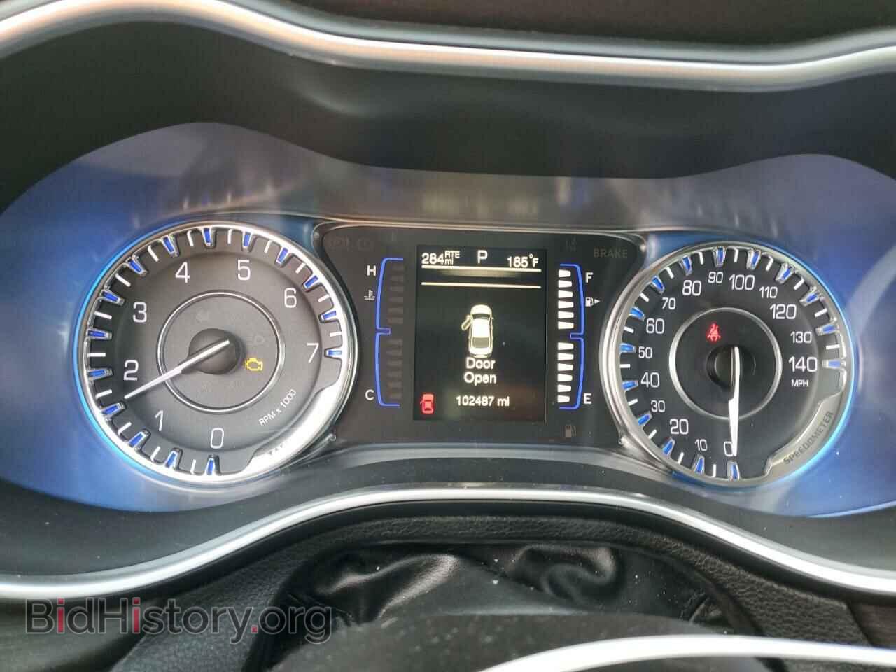2016 CHRYSLER 200 - VIN: 1C3CCCAB9GN108351 - Фото 9