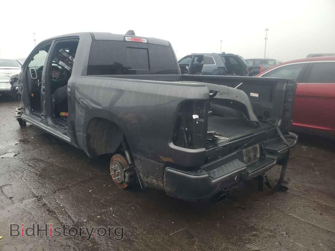 2021 RAM 1500 - VIN: 1C6SRFFT1MN555946 - Фото 3