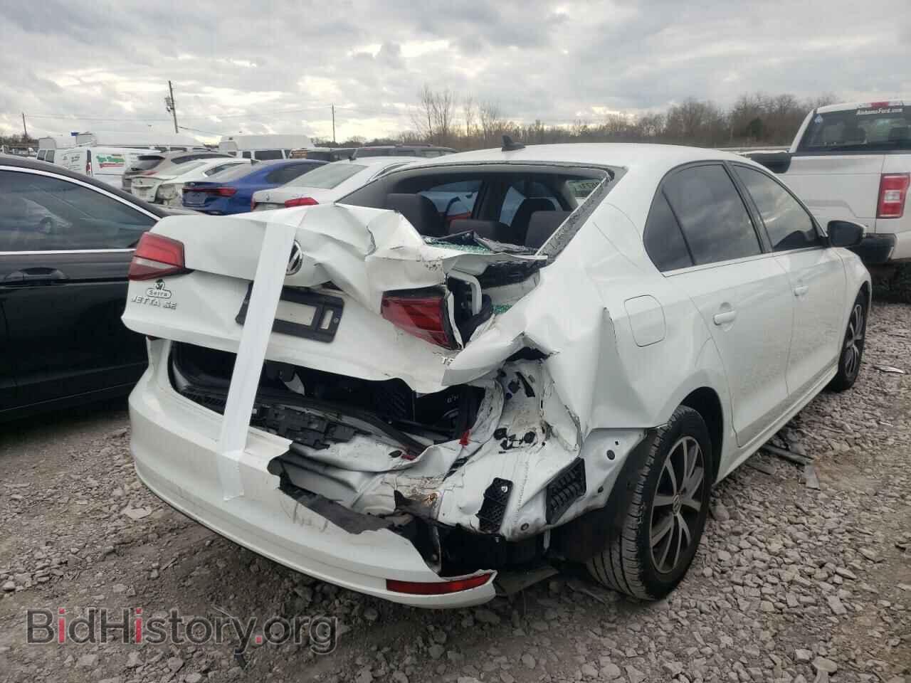 2017 VOLKSWAGEN JETTA - VIN: 3VWDB7AJ7HM292599 - Фото 4